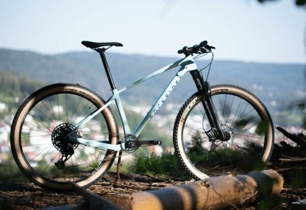 VELO VTT CROSS COUNTRY RACE 740 cadre carbone