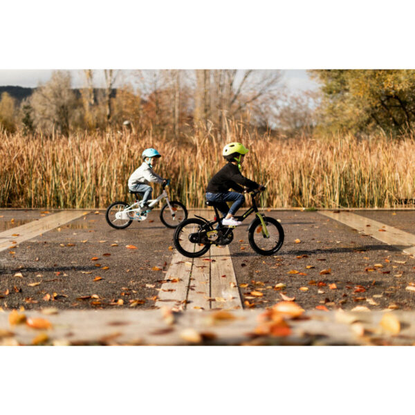 Vélo 16" 4-6 ANS 500 DARK HERO