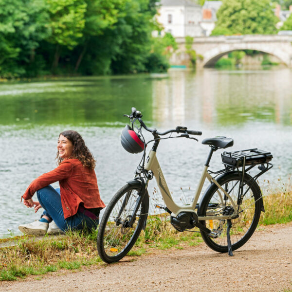 Vélo ville électrique NEOMOUV Allegria 2 Hydraulique Sable