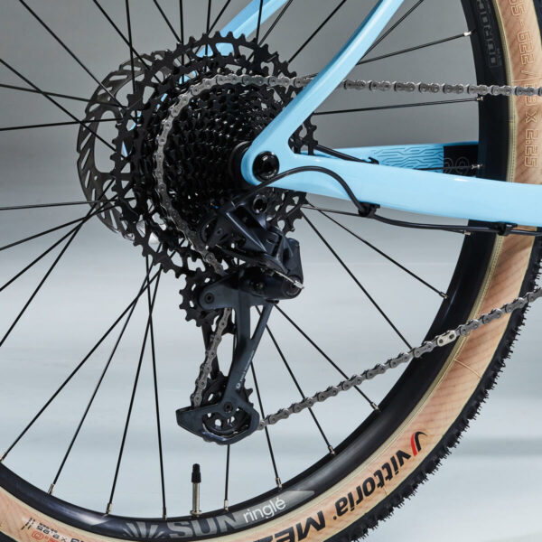 VELO VTT CROSS COUNTRY RACE 740 cadre carbone